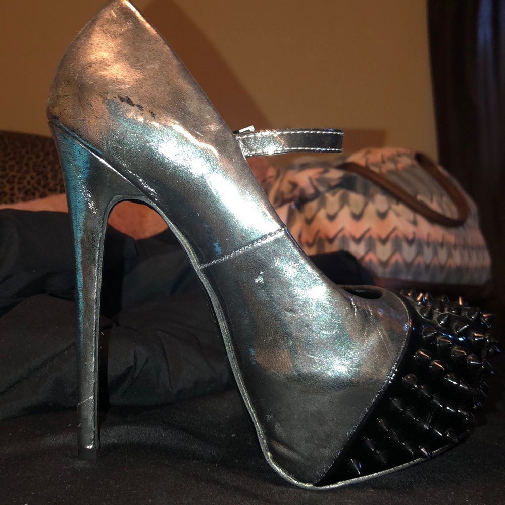 Shoe Dazzle Heels